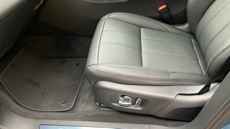 Land Rover Range Rover Evoque 1.5 P270e Autobiography 5dr Auto [Revised] Hatchback